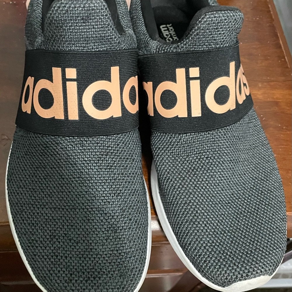 Women’s shoes